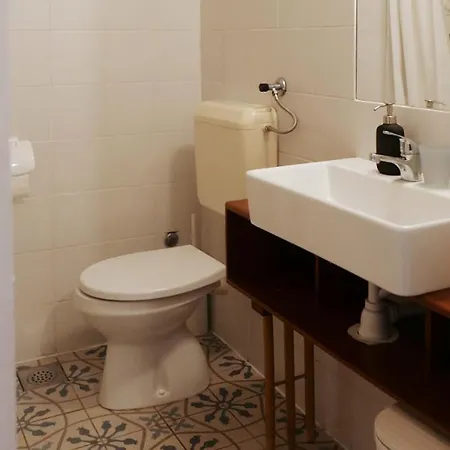 Ara-dora باشْكا